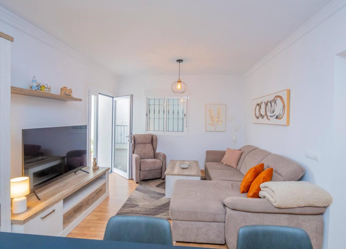 Apartment Stylish 3 Bedroom Apartment, Historic Cente *